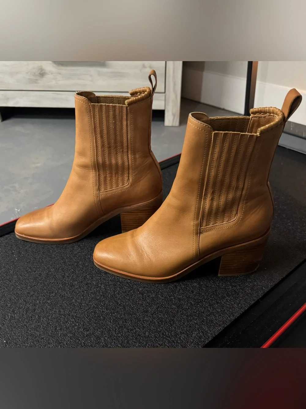 SILENT D  Tan Leather Ankle Boot - Classic Block Heel